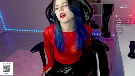 QueenAliceX webcam model stream image