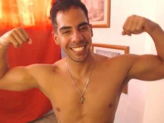 King Raul webcam model stream image