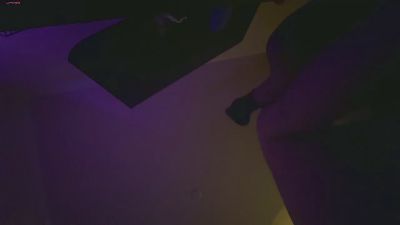 Breedme4free webcam model stream image