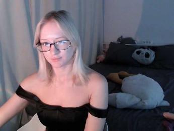 ChloeElegia webcam model stream image