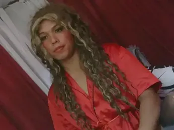 akelah21 webcam stripchat model stream image