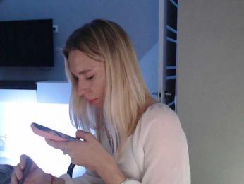 Emily-Hartt webcam model stream image
