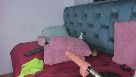 Roxy-Smith webcam model stream image