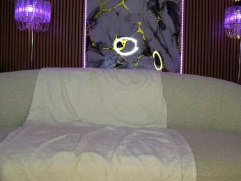 AnnesWhite webcam model stream image