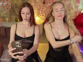 mia_cloudy webcam chaturbate model stream image