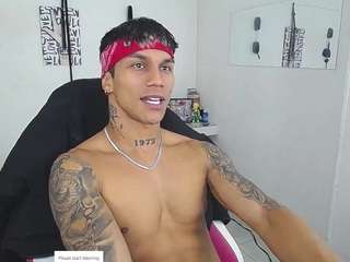 leonardprice1 webcam camsoda model stream image