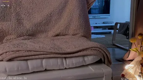 alicelu_ webcam model stream image