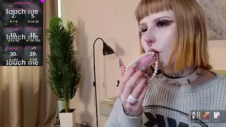 MilkMeSoftly webcam model stream image