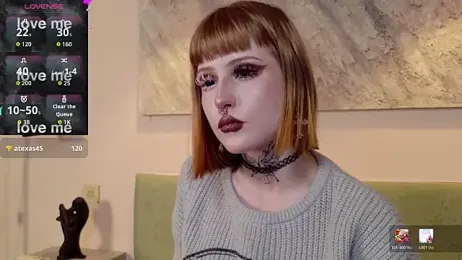 MilkMeSoftly webcam model stream image