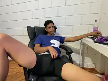 Max_TheHorseDick webcam stripchat model stream image