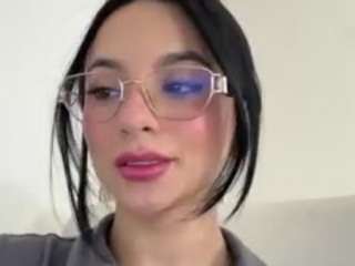 kiraalopez webcam model stream image