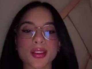 kiraalopez webcam model stream image