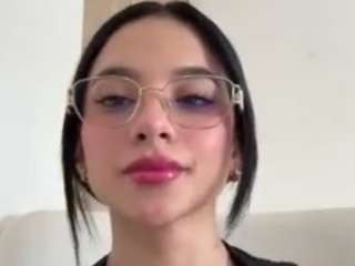 kiraalopez webcam model stream image