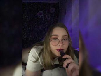 AlexisGrant webcam model stream image