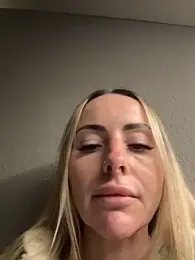 EmaSalis webcam model stream image