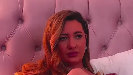 YaaraCollins webcam model stream image