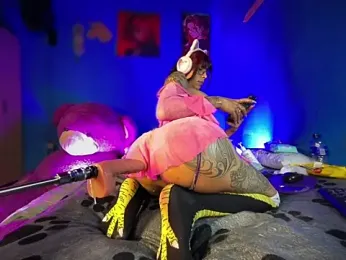 Naugth_channel_ts webcam stripchat model stream image