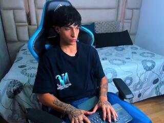 Croy Myers webcam model stream image