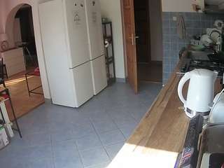 voyeurcam-julmodels-kitchen webcam model stream image
