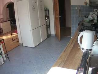 voyeurcam-julmodels-kitchen webcam model stream image