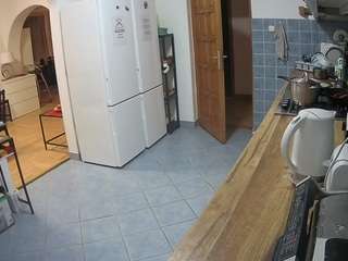 voyeurcam-julmodels-kitchen webcam model stream image
