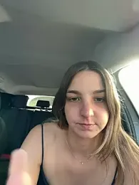 DoriDelux66 webcam stripchat model stream image