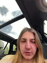 DoriDelux66 webcam stripchat model stream image