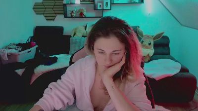 Mellyfouryou webcam model stream image