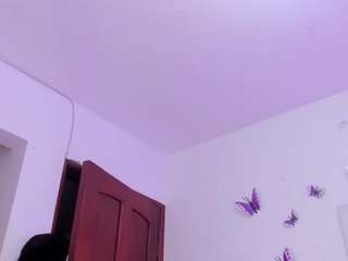 charlotte-250 webcam model stream image