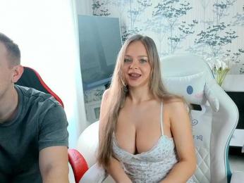 Cornflakes webcam bongacams model stream image