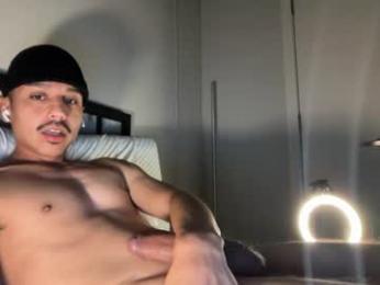 xmomentumx webcam chaturbate model stream image
