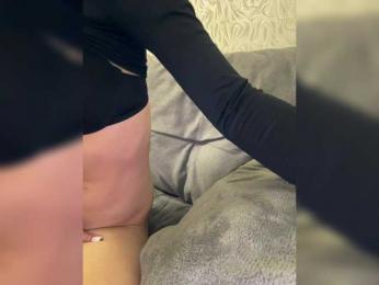 Sweet775 webcam model stream image