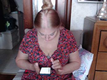 MonaMonako webcam model stream image