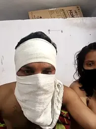 hot_wife_35 webcam model stream image