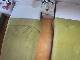 voyeurcam-julmodels-bed-5 webcam model stream image