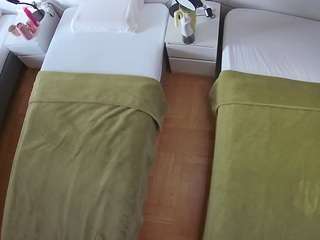 voyeurcam-julmodels-bed-5 webcam model stream image