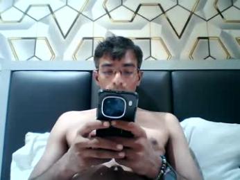 mumbaimonster8inch webcam model stream image