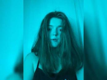 Annpopsy webcam model stream image