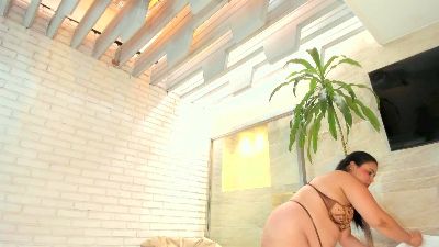 Maralinette_ webcam model stream image