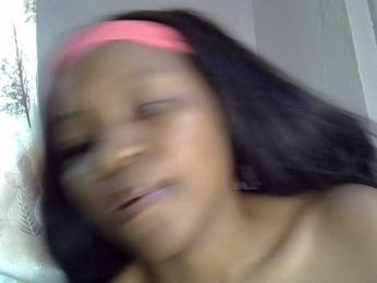 GoldenGoddess1 webcam bongacams model stream image