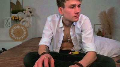 Volan_Starts webcam cam4 model stream image