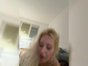 Summer_Flower webcam model stream image