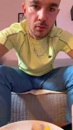 SeQ75 webcam cam4 model stream image