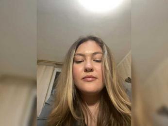 SunshineEmma webcam model stream image