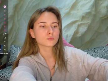 Unearthly webcam model stream image