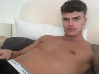 brooklyntay webcam model stream image