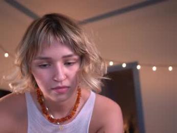 ms_dira webcam chaturbate model stream image