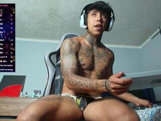 Nick Tattoed webcam model stream image