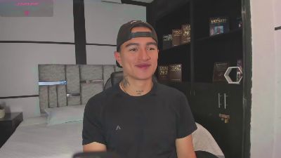 LiamDeep webcam model stream image