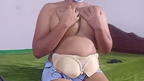 SL_queen1 webcam model stream image